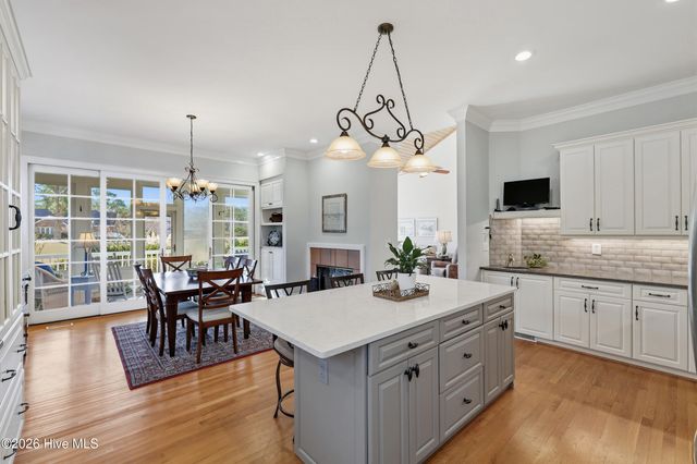 8341 Vintage Club Circle, Wilmington, NC 28411