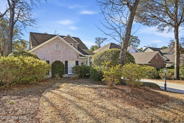 8341 Vintage Club Circle, Wilmington, NC 28411