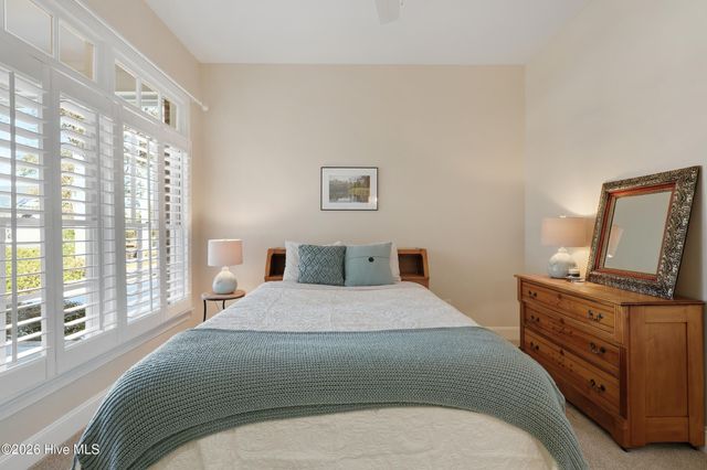 8341 Vintage Club Circle, Wilmington, NC 28411