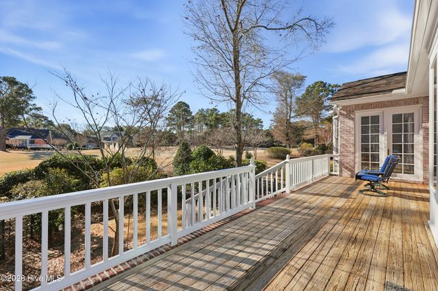 8341 Vintage Club Circle, Wilmington, NC 28411