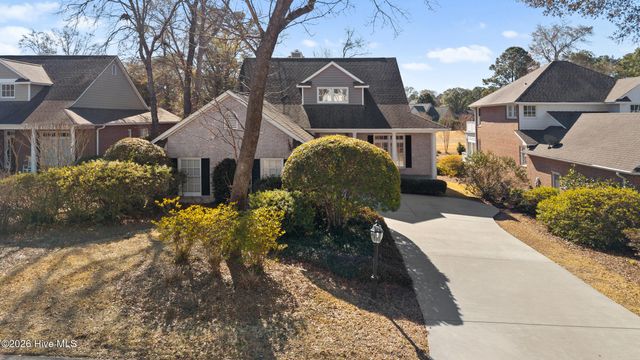 8341 Vintage Club Circle, Wilmington, NC 28411