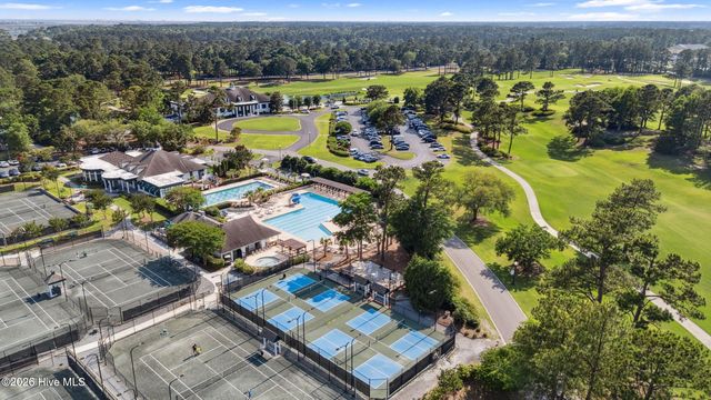 8341 Vintage Club Circle, Wilmington, NC 28411