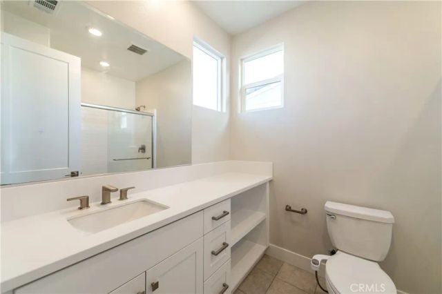 631 Cardona, Lake Forest, CA 92630