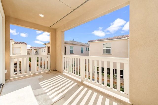 631 Cardona, Lake Forest, CA 92630