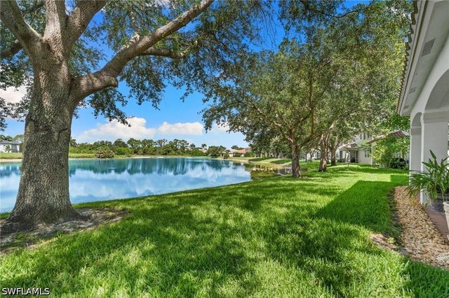 2075 Par DR, Naples, FL 34120