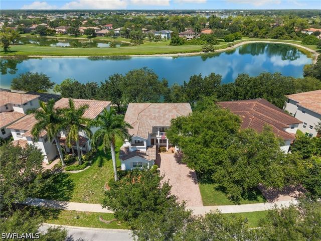2075 Par DR, Naples, FL 34120