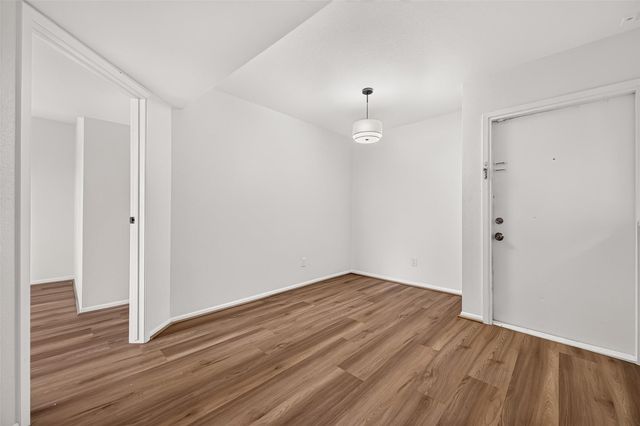 3015 Walnut Bend Lane Lane 31, Houston, TX 77042