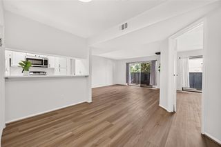 3015 Walnut Bend Lane Lane 31, Houston, TX 77042