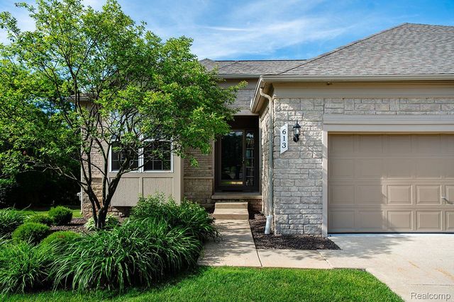 613 Zion Court, Oceola Township, MI 48843