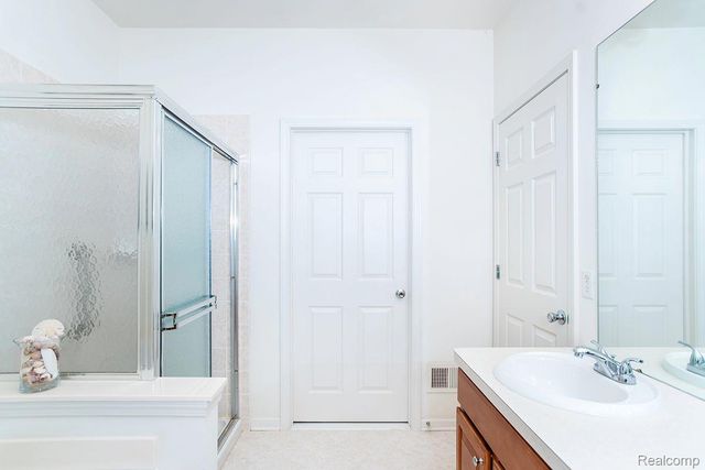 613 Zion Court, Oceola Township, MI 48843
