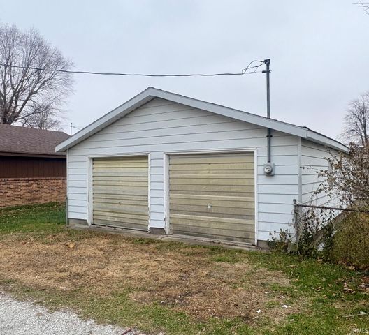 454 Maple Street, Tipton, IN 46072