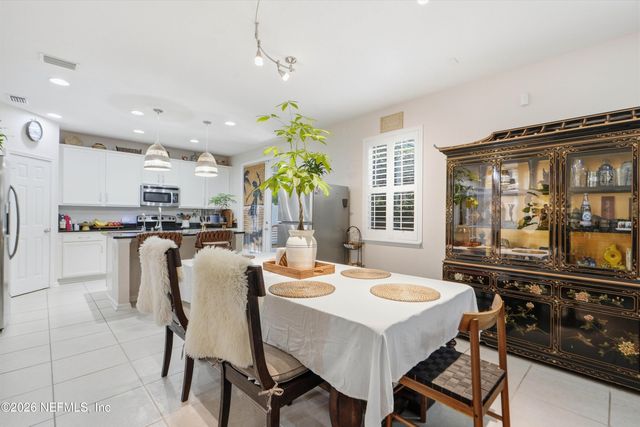 1510 CREEK POINT Boulevard, Jacksonville, FL 32218