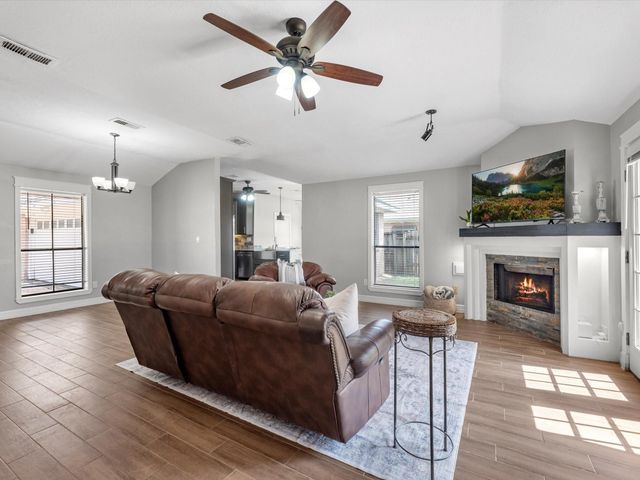 17519 Sundrop Lane, Houston, TX 77084