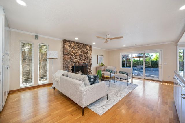 44031 S El Macero Dr, El Macero, CA 95618
