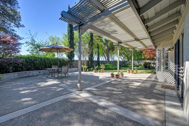 44031 S El Macero Dr, El Macero, CA 95618