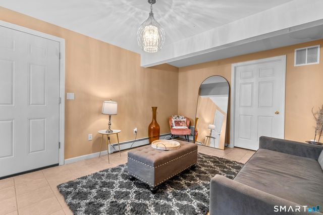 22 Neagle Street, Naugatuck, CT 06770