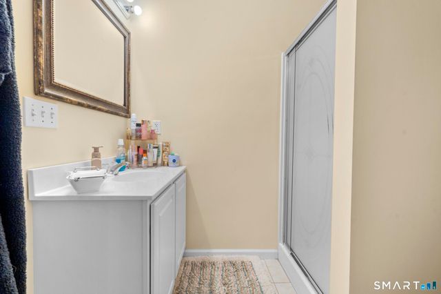 22 Neagle Street, Naugatuck, CT 06770