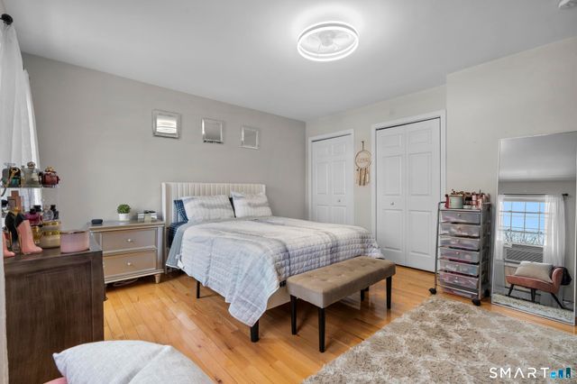 22 Neagle Street, Naugatuck, CT 06770