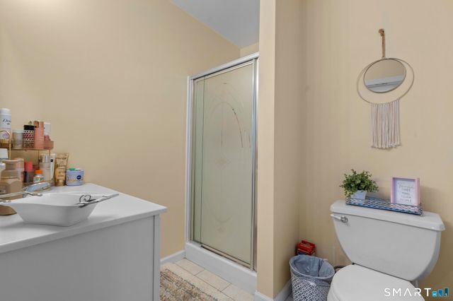 22 Neagle Street, Naugatuck, CT 06770