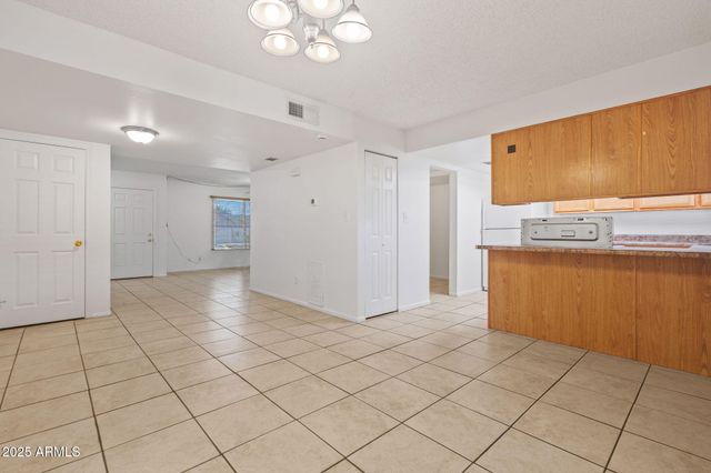 8414 N 32ND Avenue, Phoenix, AZ 85051