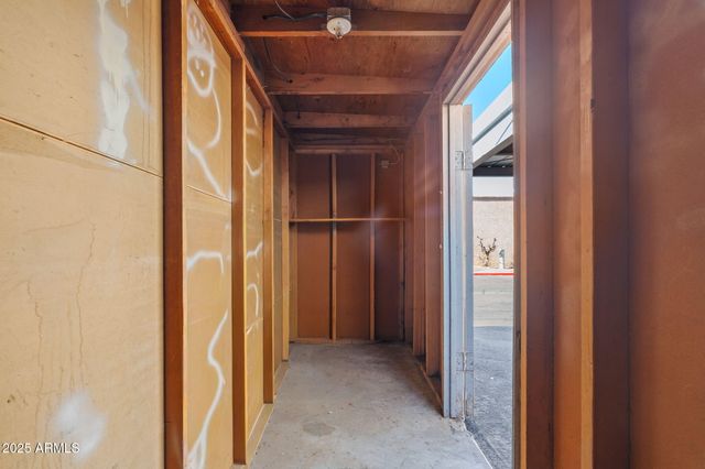 8414 N 32ND Avenue, Phoenix, AZ 85051