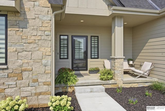 3510 S 219 Avenue, Omaha, NE 68022