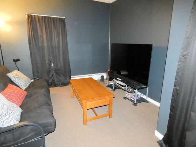 66-70 Park St, Woburn, MA 01801