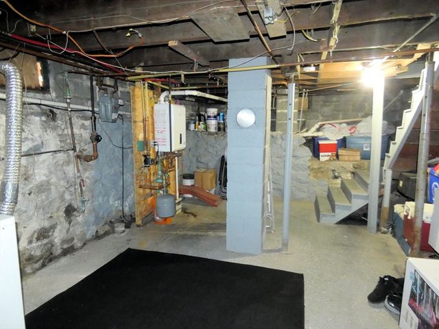 66-70 Park St, Woburn, MA 01801
