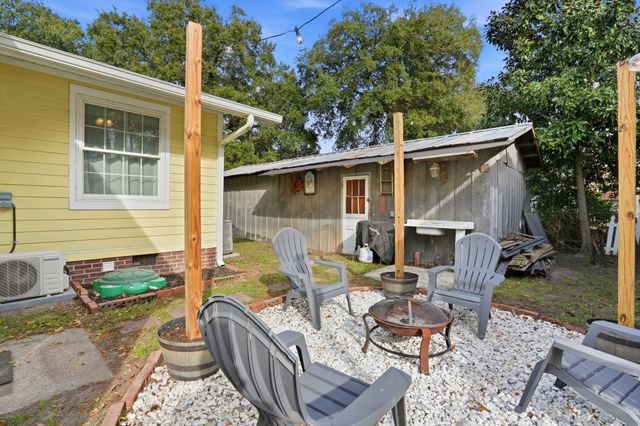 939 Black Oak Road, Bonneau, SC 29431