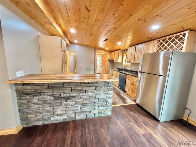 6864 Simmons Road, Ellicottville, NY 14731