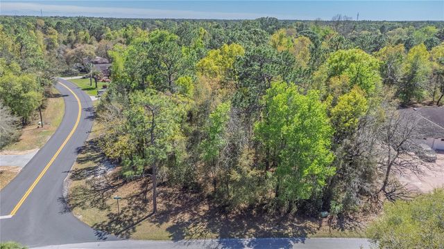 1 PINE STREET, Homosassa, FL 34446