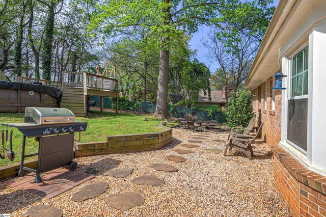 605 W Lee Road, Taylors, SC 29687