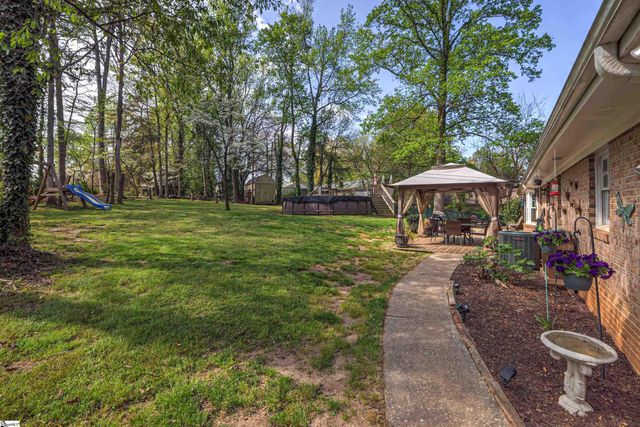 605 W Lee Road, Taylors, SC 29687