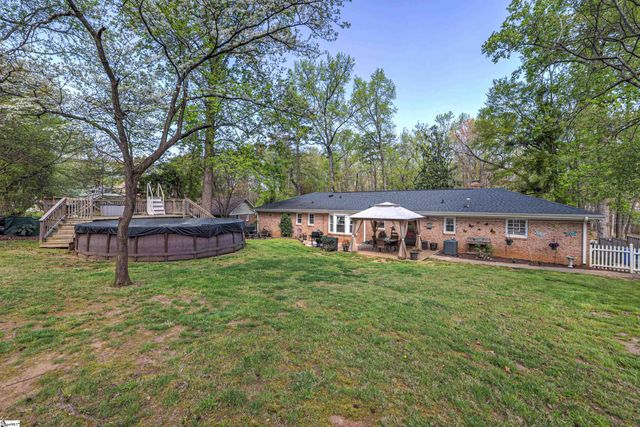 605 W Lee Road, Taylors, SC 29687