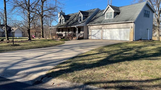 780 Merganser Lane, Valparaiso, IN 46385