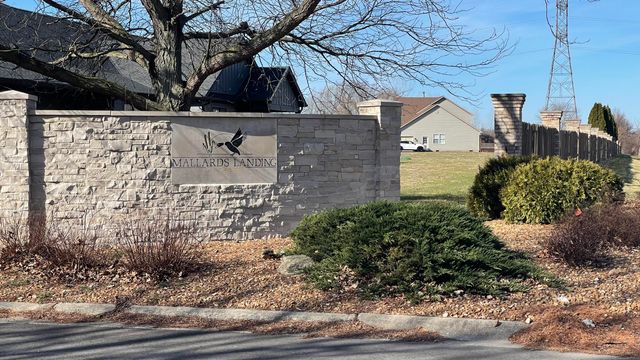 780 Merganser Lane, Valparaiso, IN 46385