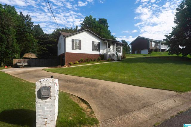 105 PINEHURST ROAD, Trussville, AL 35173