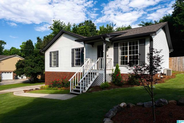 105 PINEHURST ROAD, Trussville, AL 35173
