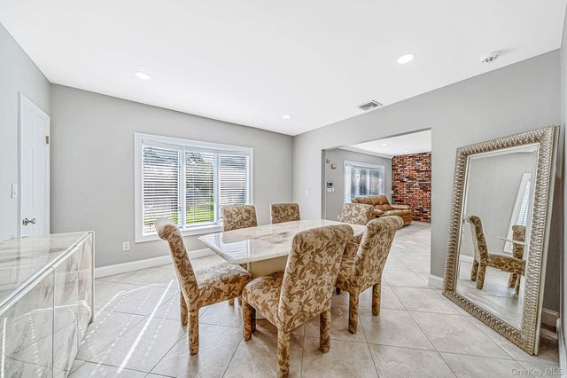 752 Oakfield Avenue, Bellmore, NY 11710