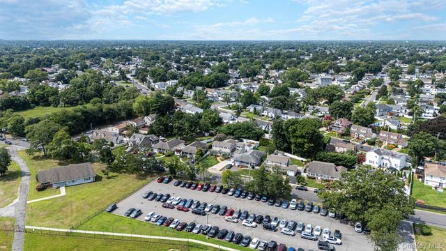 752 Oakfield Avenue, Bellmore, NY 11710