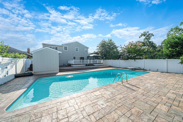 752 Oakfield Avenue, Bellmore, NY 11710