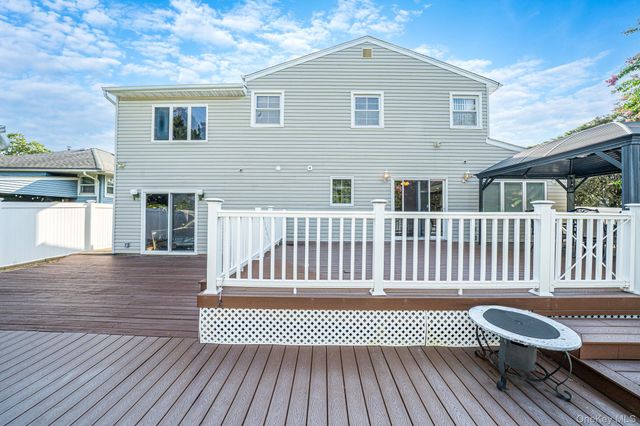 752 Oakfield Avenue, Bellmore, NY 11710
