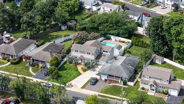 752 Oakfield Avenue, Bellmore, NY 11710