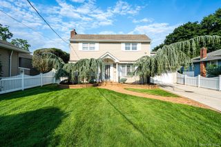752 Oakfield Avenue, Bellmore, NY 11710