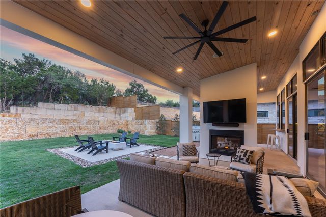 197 Evelyn CT, Dripping Springs, TX 78620