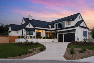 197 Evelyn CT, Dripping Springs, TX 78620