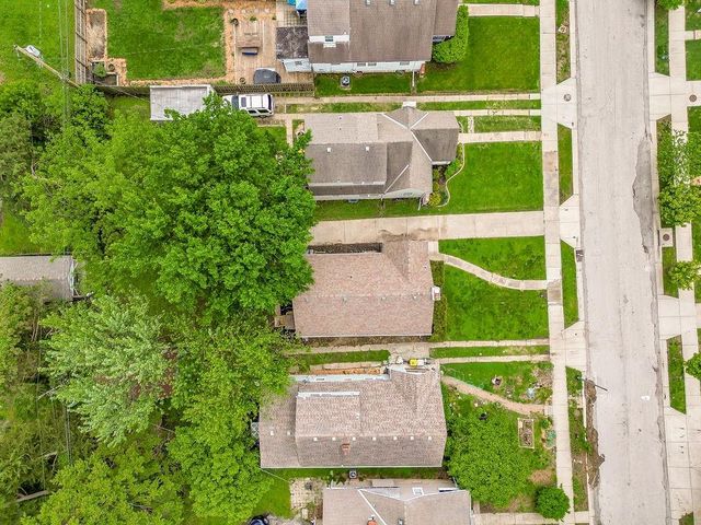 7229 Baltimore Avenue, Kansas City, MO 64114