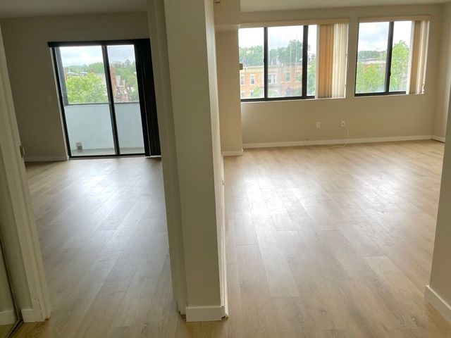 1731 Beacon St 420, Brookline, MA 02445