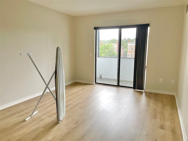 1731 Beacon St 420, Brookline, MA 02445