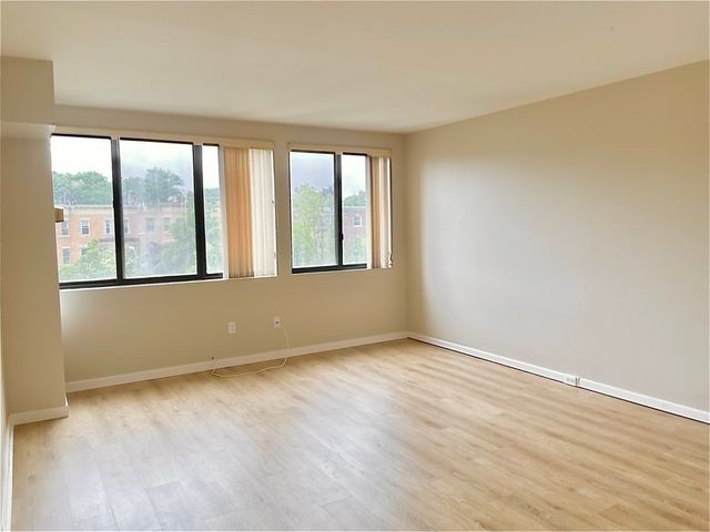 1731 Beacon St 420, Brookline, MA 02445